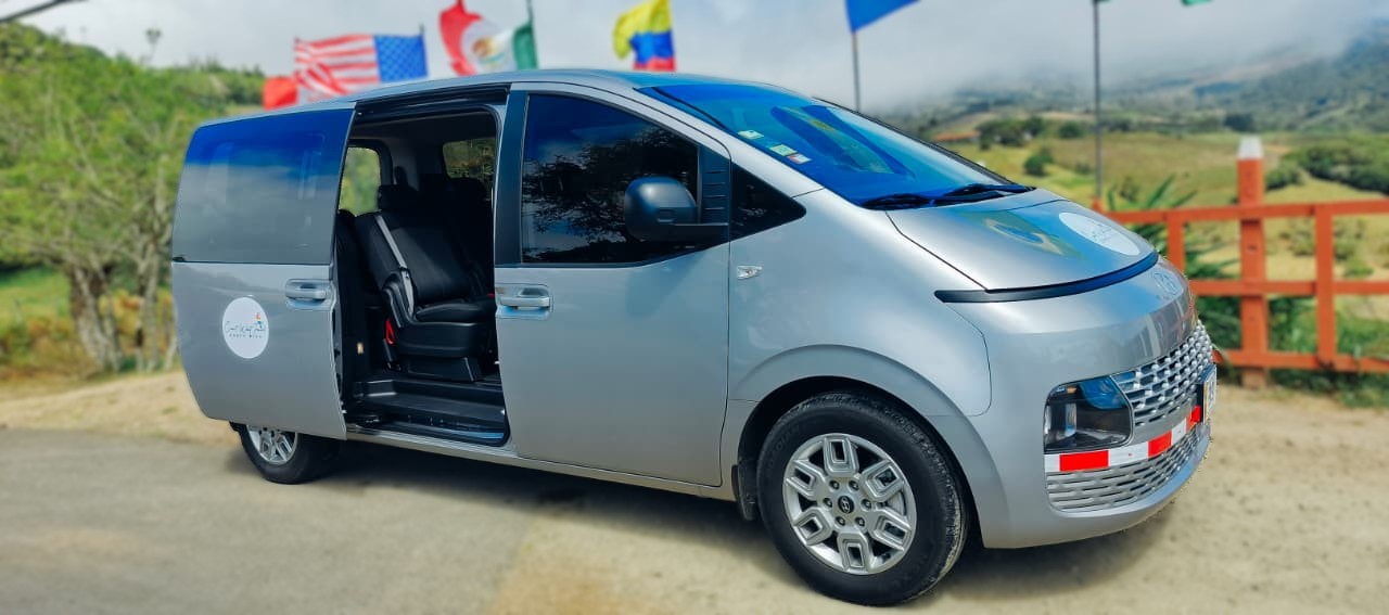 7 Signs You Are Booking With a Reliable Private Shuttle Company in Costa Rica